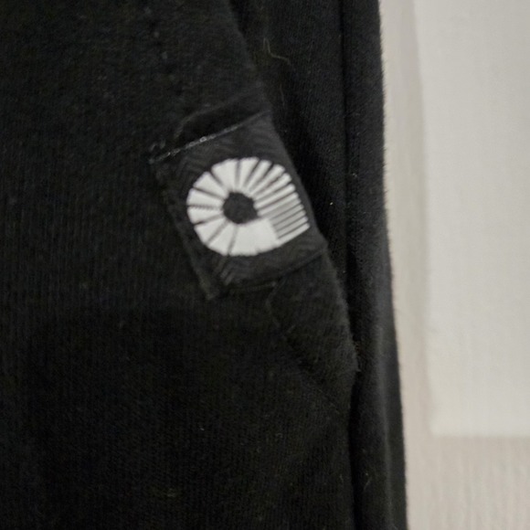 Akademiks XL Black Joggers Inseam 30 Waist 34 Sweatpants Athletic Wear - Picture 2 of 5